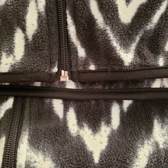 French Laundry 3x zipup black & white vest pockets - Picture 16 of 16